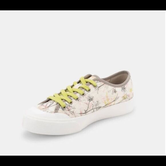 Clear by dolce vita
BRYTON SNEAKERS IN CREAM MULTI FLORAL sz 7.5 - Picture 4 of 5